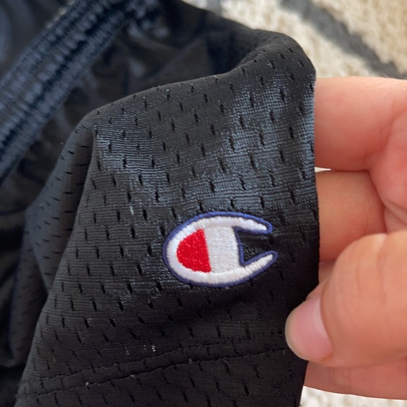 SOLD High waisted champion athletic shorts - Picture 5 of 6